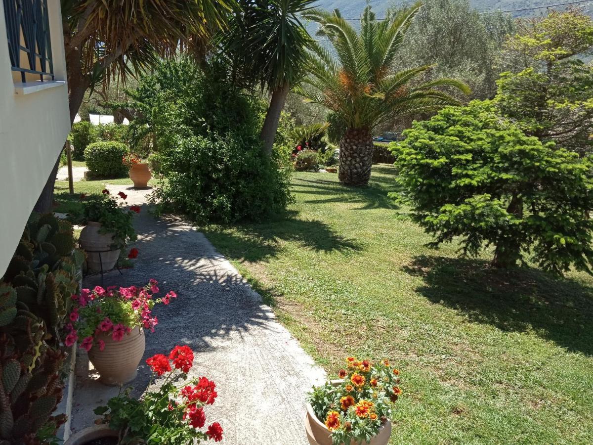 Sunny Garden Villa Платария Екстериор снимка